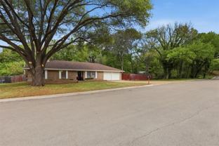 300 Hidden Valley Dr - Photo 1 of 1