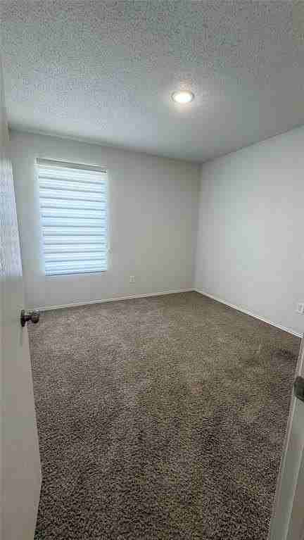 701 E Kirnwood Dr - Photo 3 of 12