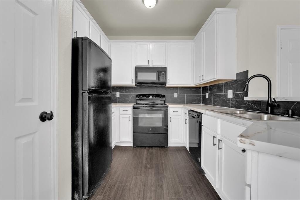 338 Castleridge Dr - Photo 7 of 22