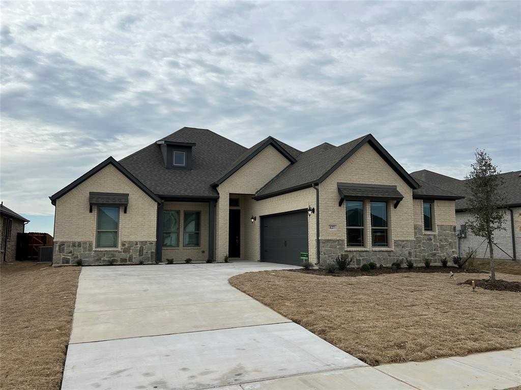 127 Bowling Green Ave - Photo 2 of 25