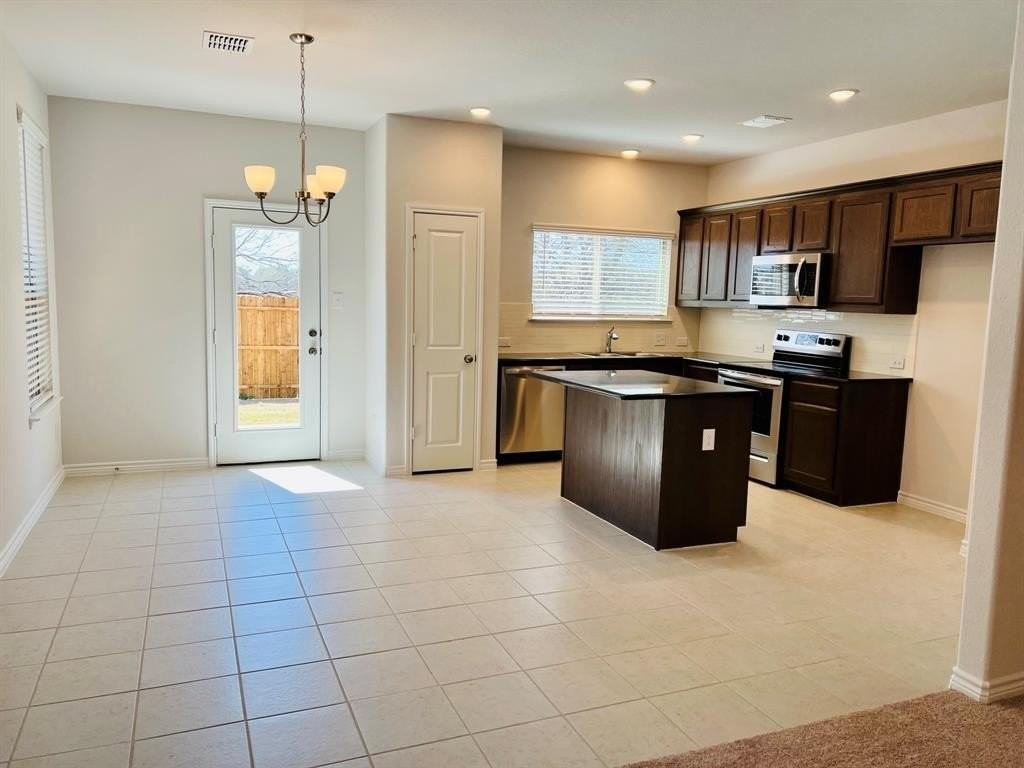 812 Peaceful Brook Dr - Photo 5 of 18