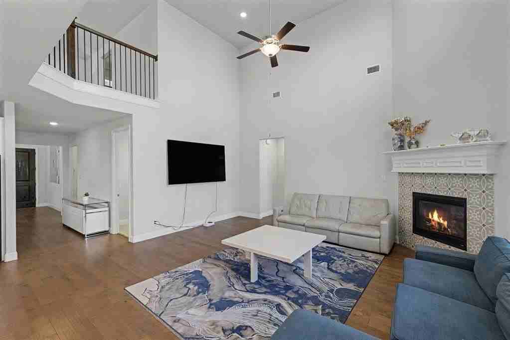 1700 Rain Lily St - Photo 5 of 29