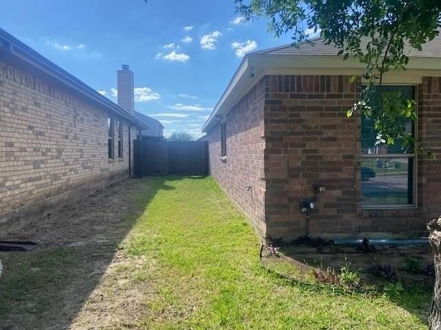 3521 Vicki Ln - Photo 2 of 31