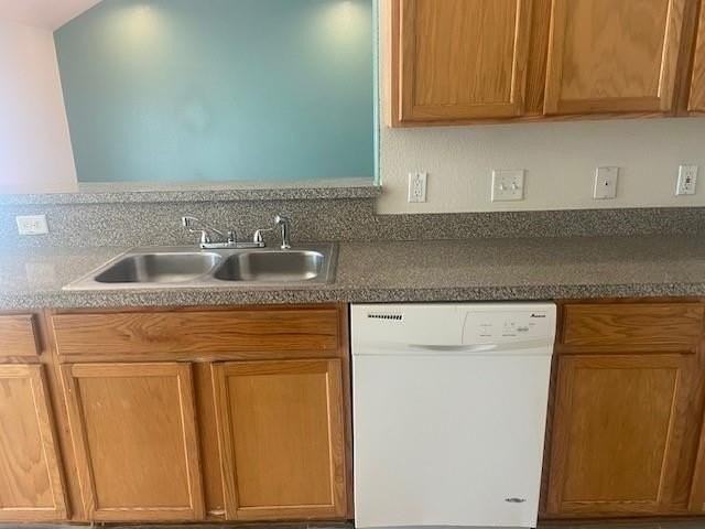 3521 Vicki Ln - Photo 6 of 31