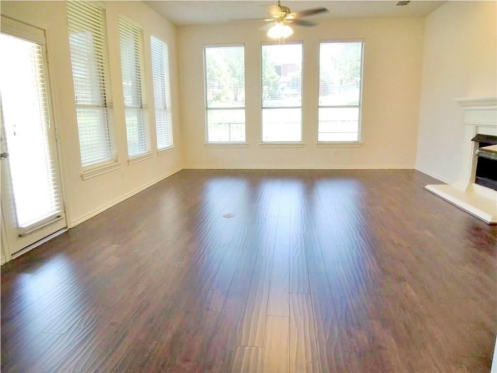 160 Fallkirk Dr - Photo 4 of 28