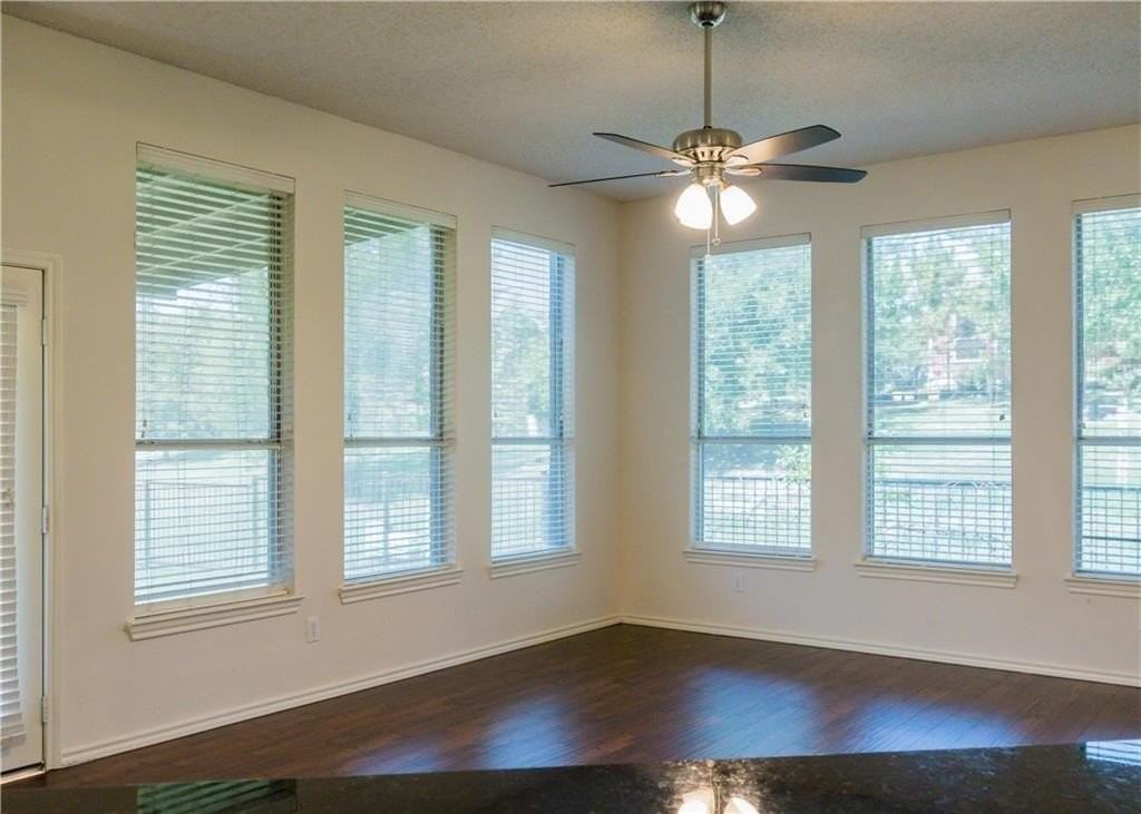 160 Fallkirk Dr - Photo 6 of 28