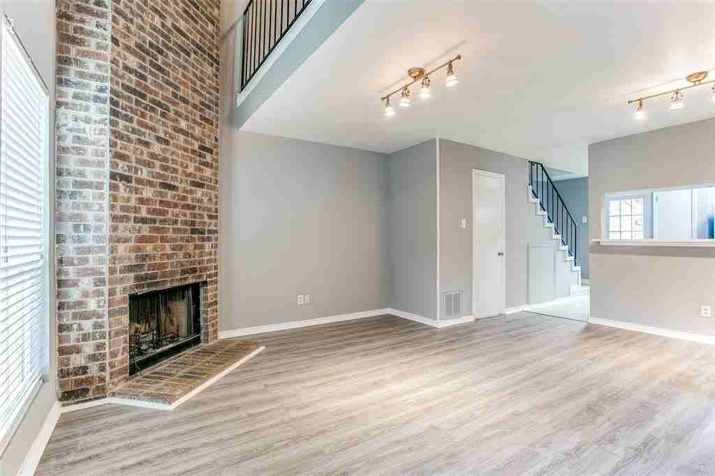 12 Abbey Rd - Photo 3 of 12