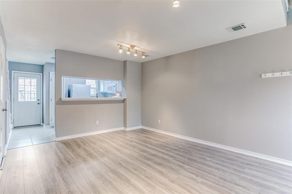 12 Abbey Rd - Photo 4 of 12