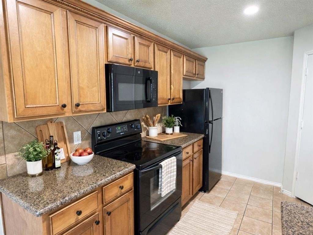 9620 George Washington Dr - Photo 6 of 22