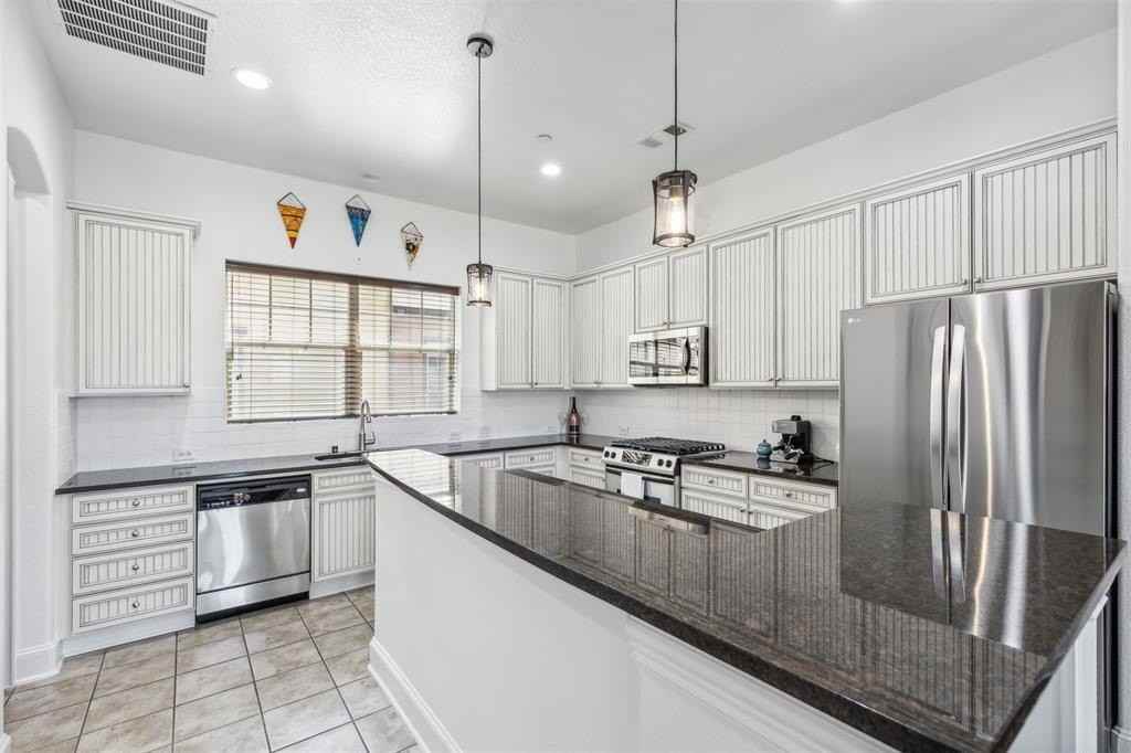 638 Arbol - Photo 7 of 17