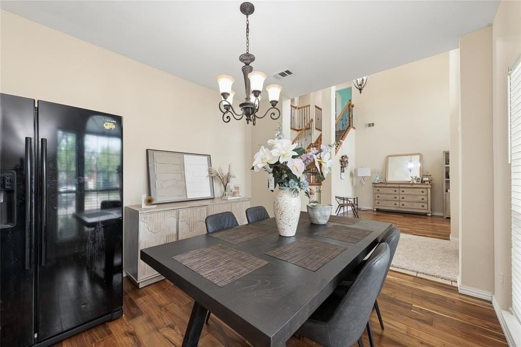 5909 Vineyard Ln - Photo 6 of 24
