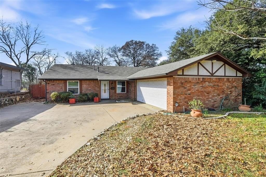 3920 Sanguinet St - Photo 2 of 34