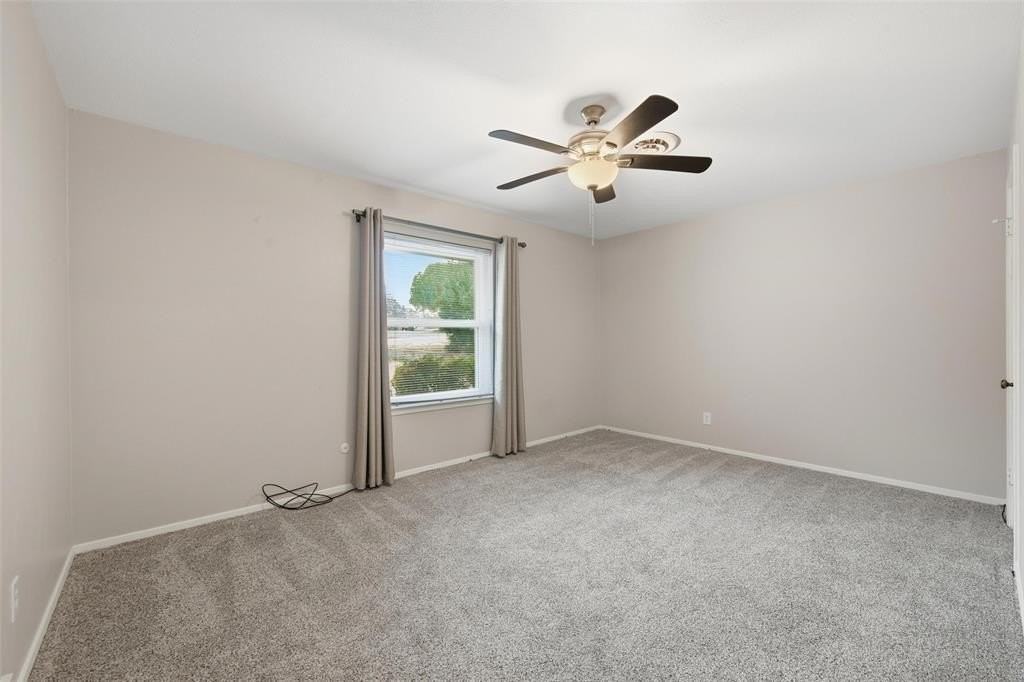 3920 Sanguinet St - Photo 6 of 34