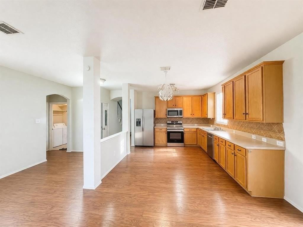 3528 Copper Ridge Dr - Photo 4 of 17