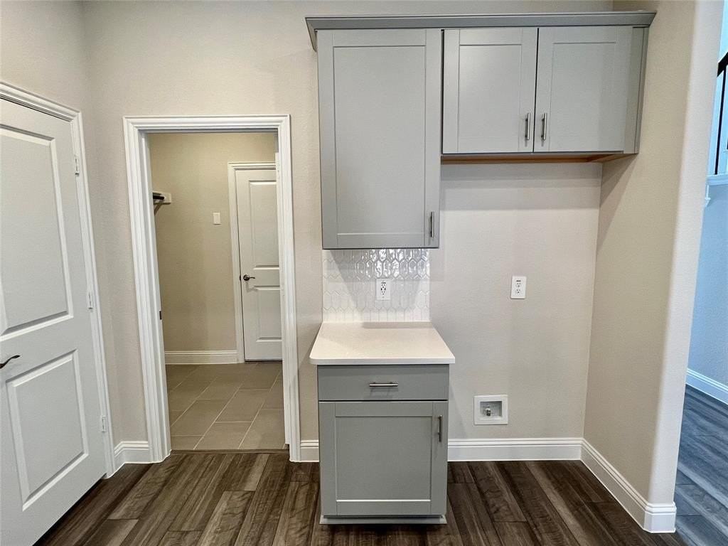 3208 Sedge Grass Dr - Photo 7 of 32