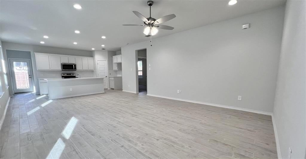 3211 Bedstraw Ln - Photo 6 of 25