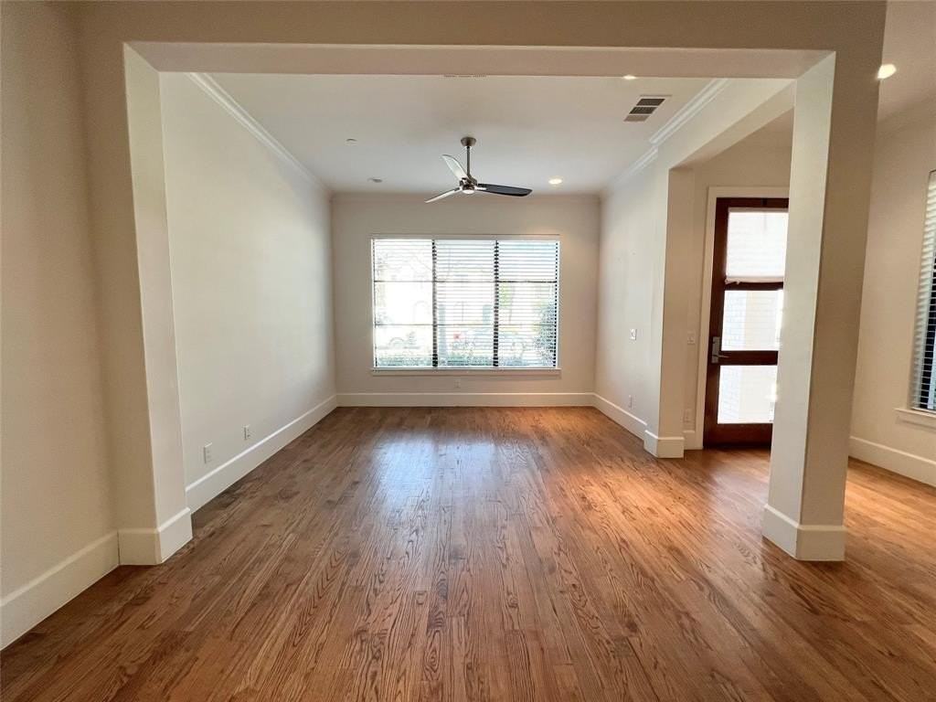 4325 Glenwick Ln - Photo 4 of 35