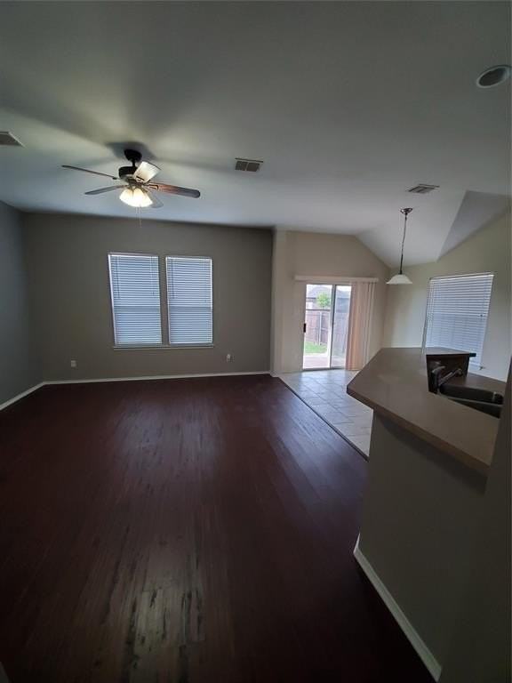 1132 Honeywell Dr - Photo 5 of 18