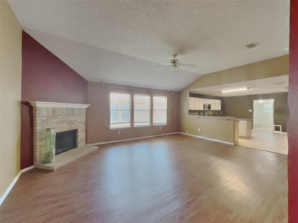 4156 Justin Dr - Photo 2 of 23