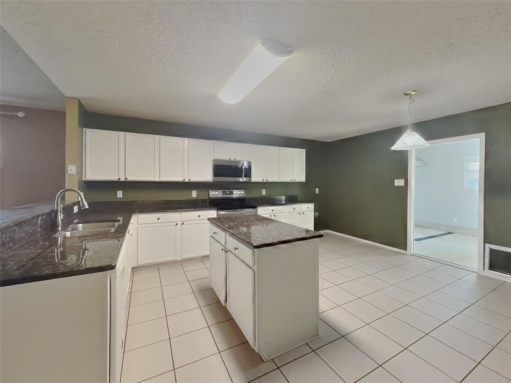 4156 Justin Dr - Photo 4 of 23