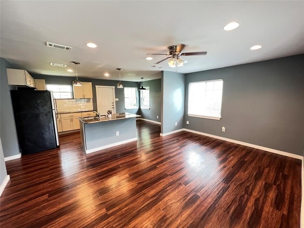 1226 Record Crossing Rd - Photo 3 of 16