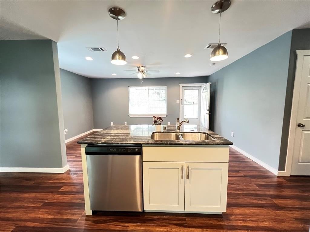 1226 Record Crossing Rd - Photo 6 of 16