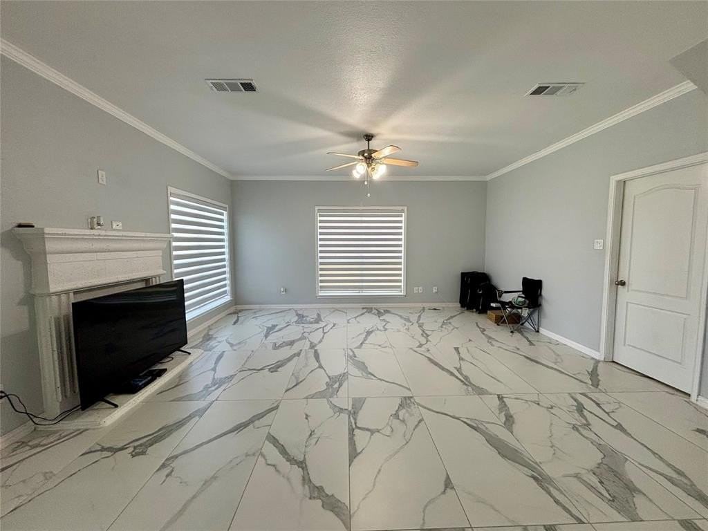 8640 Arcadia Park Dr - Photo 4 of 20