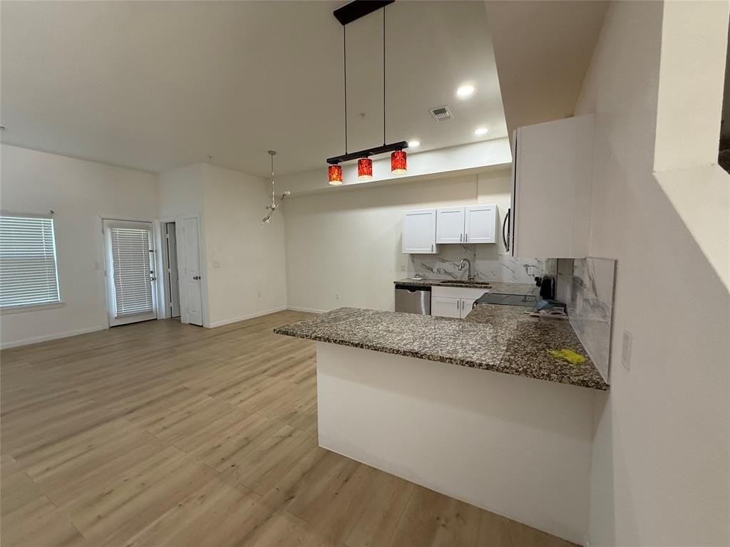 214 Heritage Ct - Photo 3 of 25