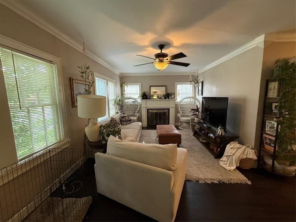 2517 Honeysuckle Ave - Photo 6 of 40