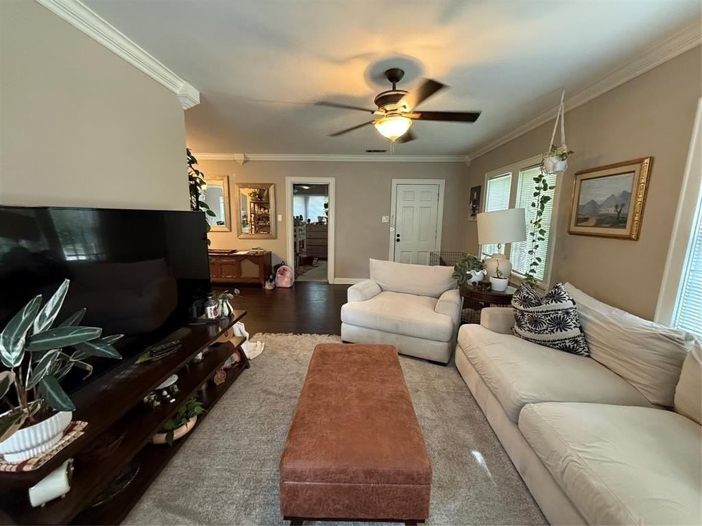 2517 Honeysuckle Ave - Photo 7 of 40