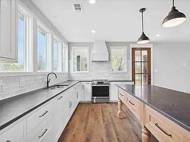 134 Crawford Rd - Photo 6 of 13