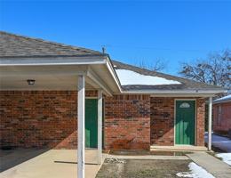 featured image of 604 N Sewell Dr #A