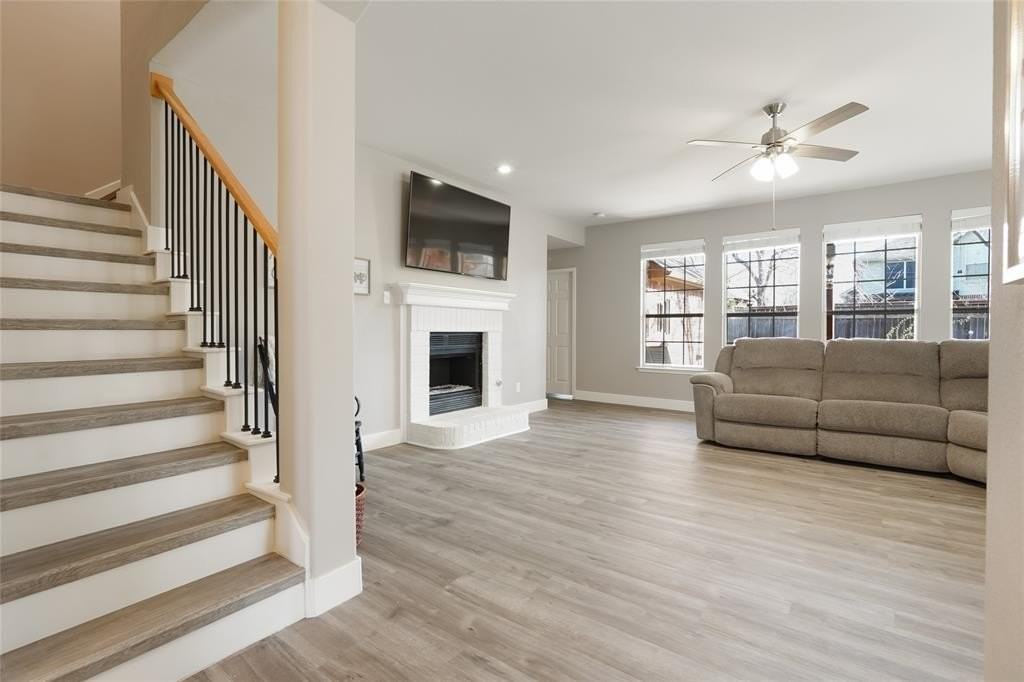 204 Village Trl - Photo 6 of 31