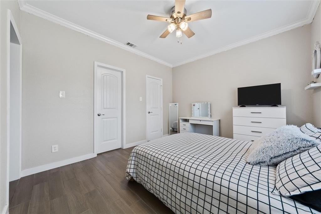 10520 Canyon Lake Vw - Photo 4 of 16