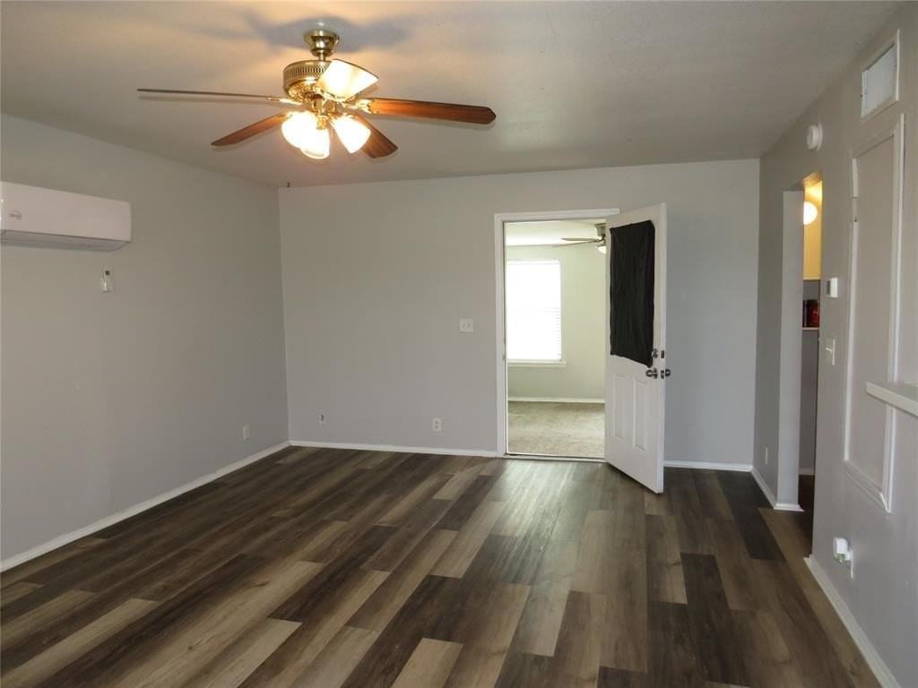 4647 S Bonnie Brae St - Photo 7 of 39