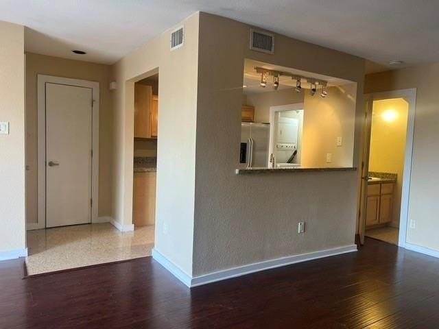 4777 Cedar Springs Rd #7N - Photo 4 of 16