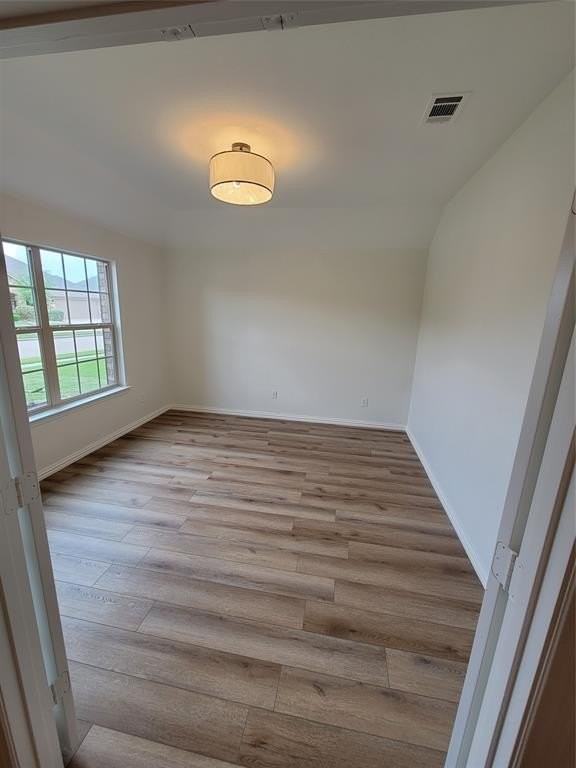 2201 Willow Creek Dr - Photo 3 of 8