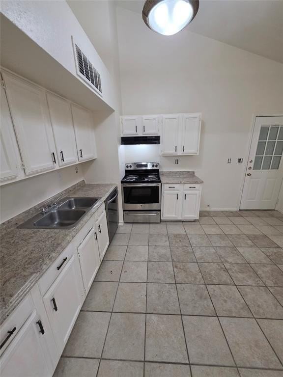 446 Justice St - Photo 4 of 9