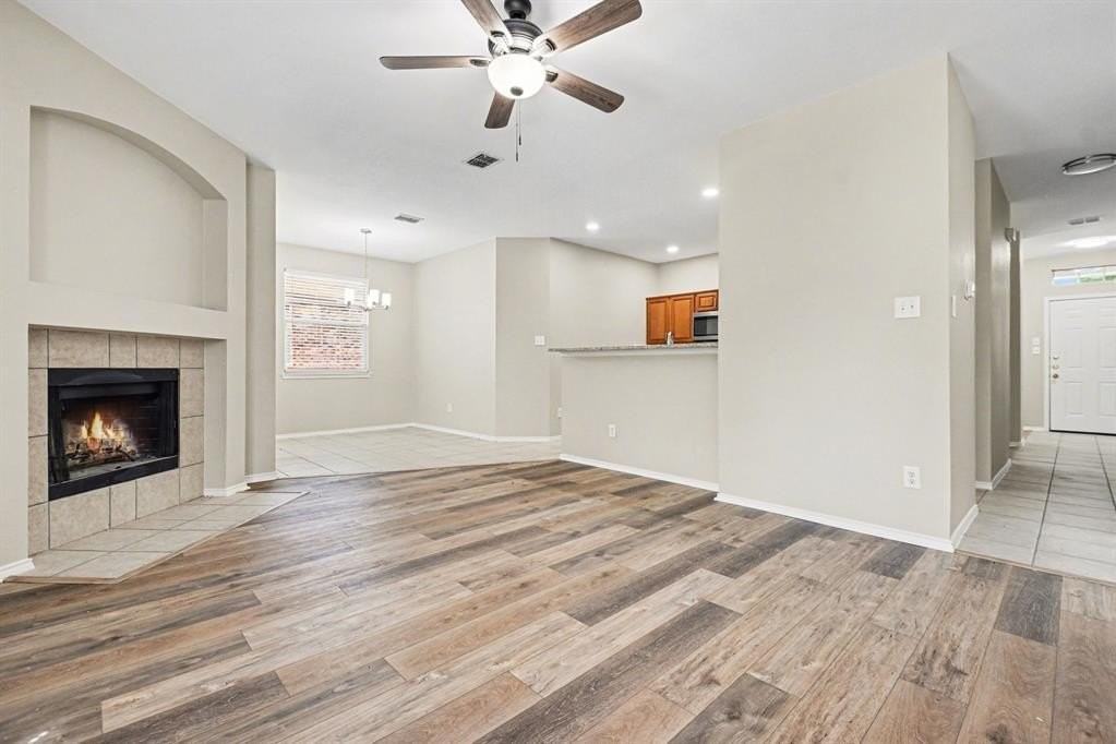 1550 Charleston Dr - Photo 6 of 35