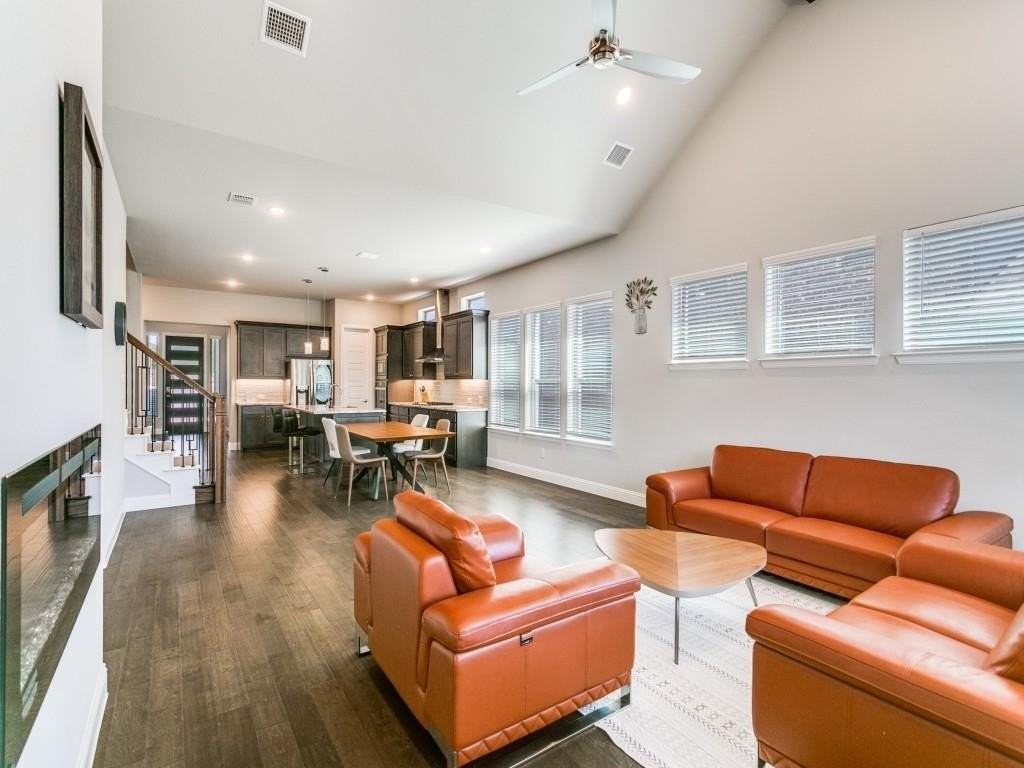 8443 Wild Rye Rd - Photo 3 of 26