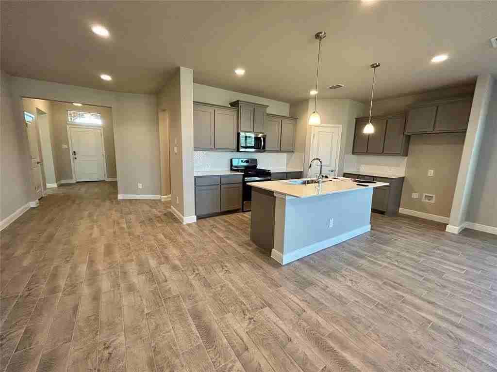 16012 Bronte Ln - Photo 2 of 22