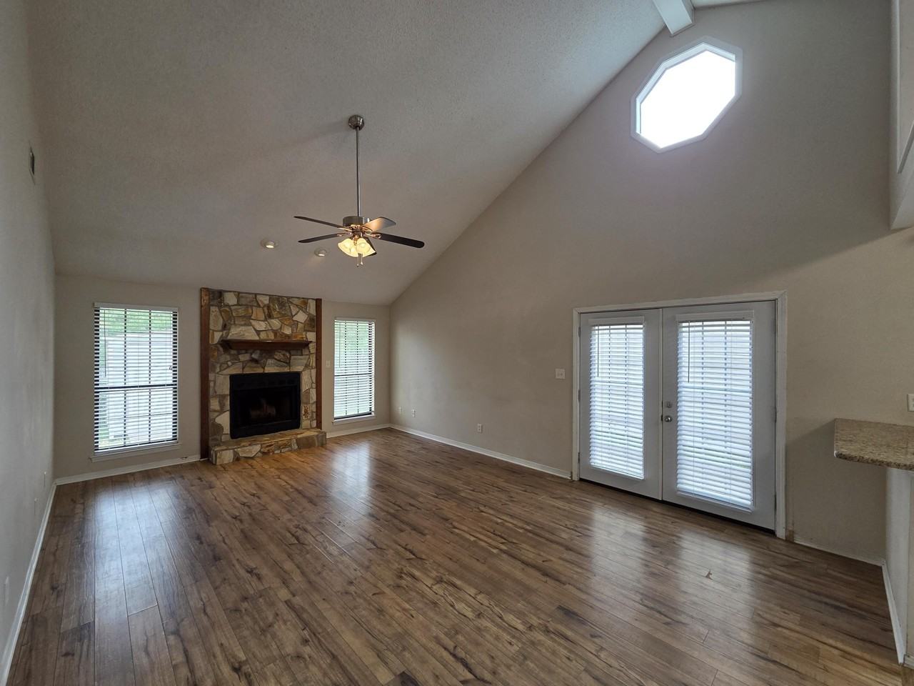 2113 Wilderness Path - Photo 2 of 19