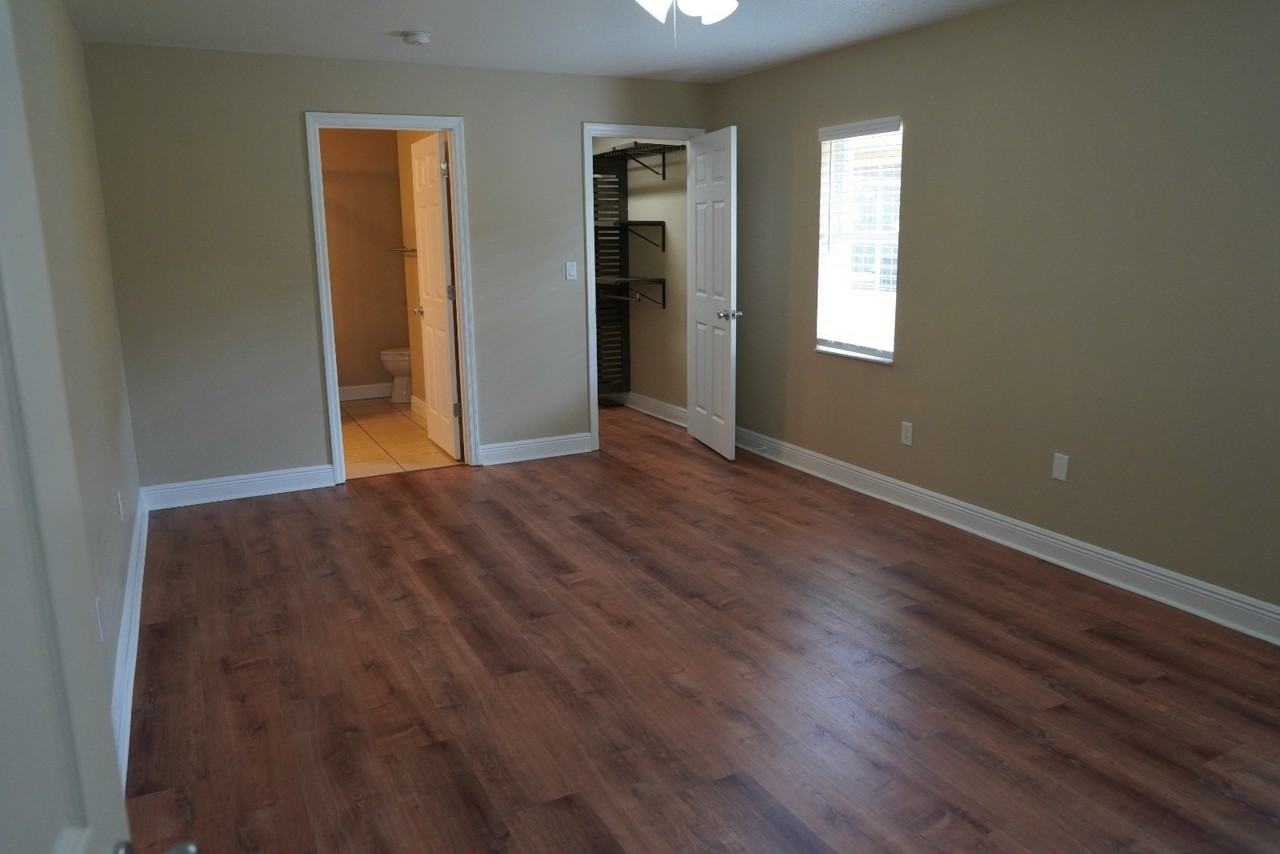 2808 Boulder Ct - Photo 4 of 12