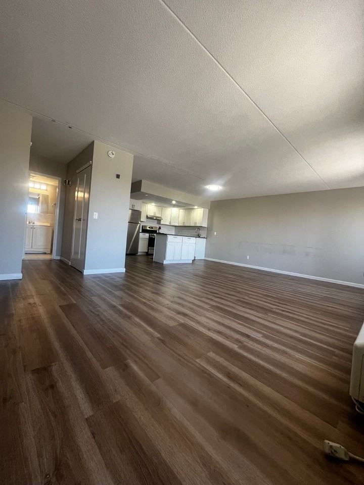 171 Wellington Ct #3A - Photo 4 of 13