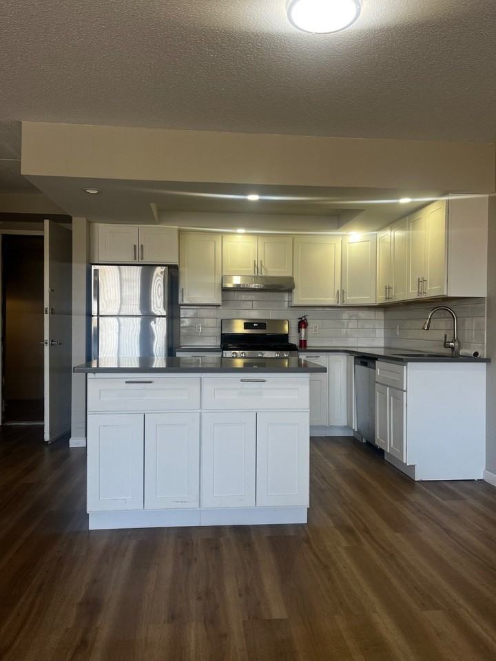 171 Wellington Ct #3A - Photo 6 of 13