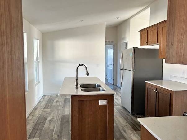 700 S Shafter Ave #121 - Photo 2 of 14