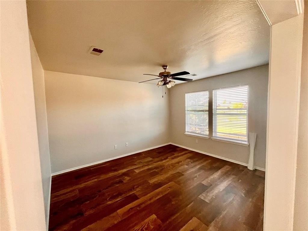 17700 Black Hawk Cir - Photo 5 of 36