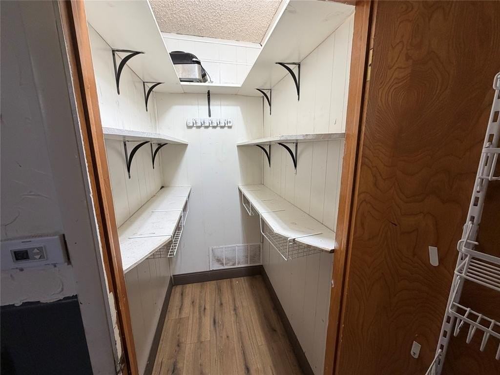 408 S 5th St - Photo 6 of 21