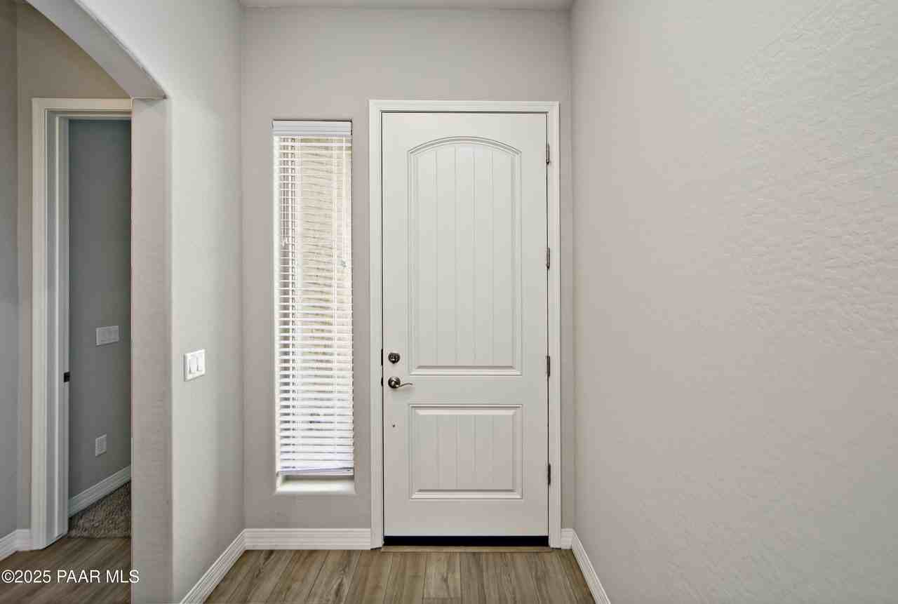 6236 E Stafford St - Photo 3 of 45