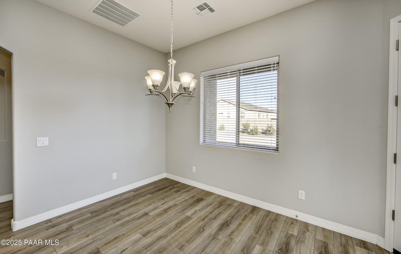 6236 E Stafford St - Photo 6 of 45